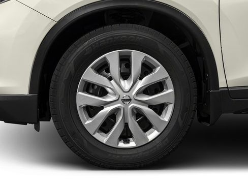 Used 2018 Nissan Rogue SV w/ Premium Package FWD image 8