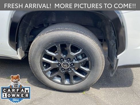 Certified 2024 Toyota Sequoia Platinum AWD/4WD image 7