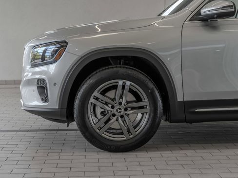 New 2026 Mercedes-Benz GLB 250 4MATIC image 4