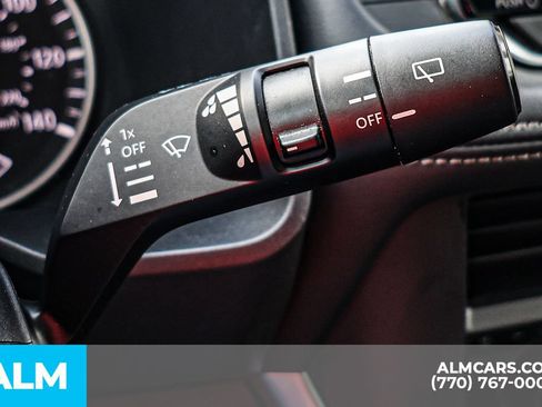 Used 2024 Nissan Rogue SV FWD image 34
