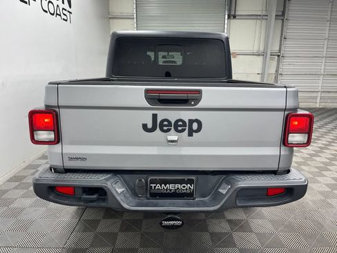 Used 2020 Jeep Gladiator Sport w/ Quick Order Package 24S AWD/4WD image 10