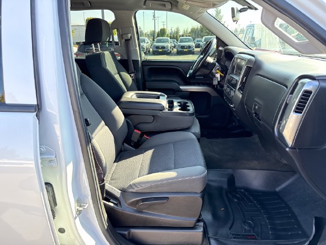 Used 2017 Chevrolet Silverado 1500 LT w/ All Star Edition AWD/4WD image 9