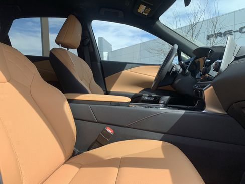 Used 2025 Lexus RX 350 FWD w/ Technology Package image 35