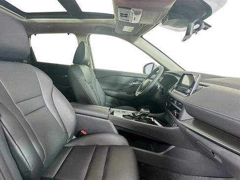 New 2026 Nissan Rogue SV w/ SV Premium Package image 23