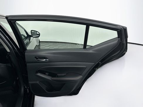 Used 2023 Nissan Altima 2.5 SR FWD image 30