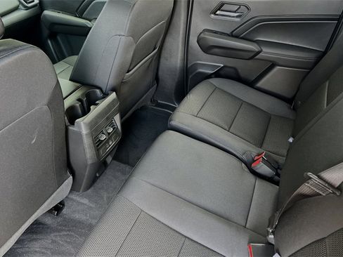 Used 2024 GMC Canyon Elevation w/ Convenience Package image 10