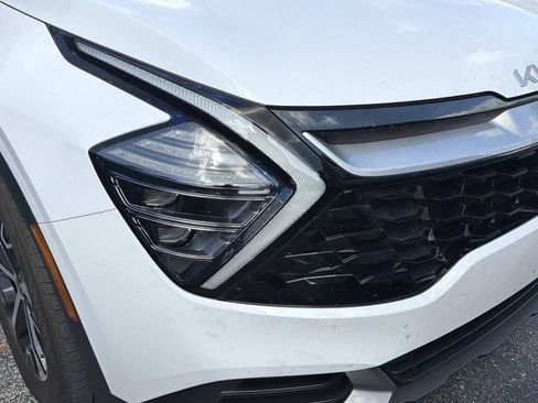 Certified 2025 Kia Sportage EX FWD image 2