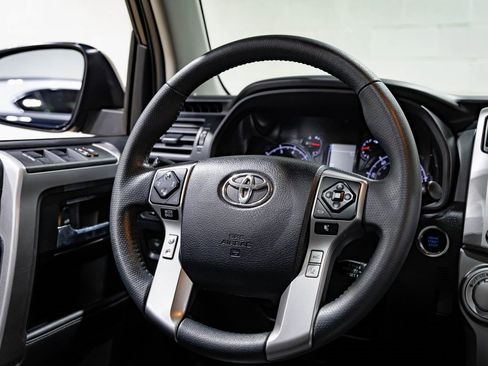 Used 2021 Toyota 4Runner SR5 Premium image 36