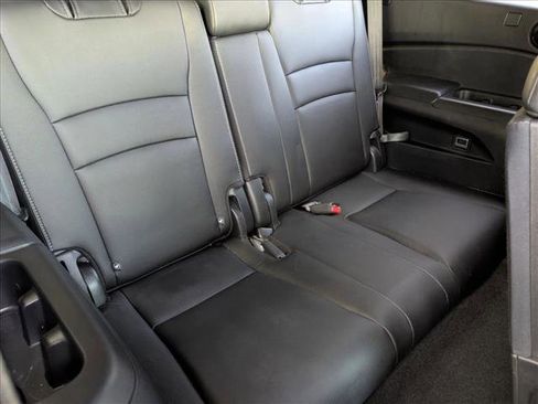 Used 2021 Honda Pilot Touring image 19