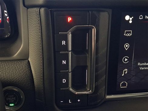 Used 2023 GMC Yukon Denali image 17