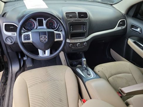 Used 2017 Dodge Journey SE w/ Comfort/Convenience Group AWD/4WD image 13
