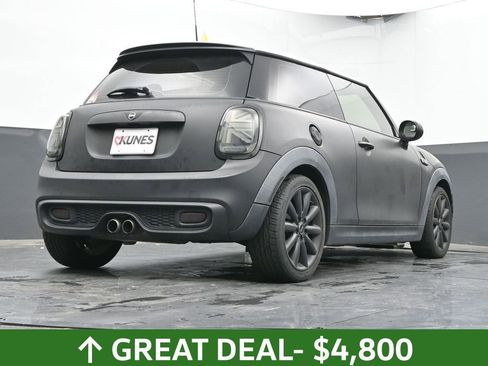 Used 2015 MINI Cooper S image 46
