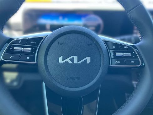 Used 2026 Kia Seltos EX FWD image 14