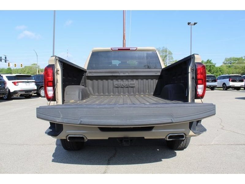 Used 2023 GMC Sierra 1500 Elevation AWD/4WD image 14
