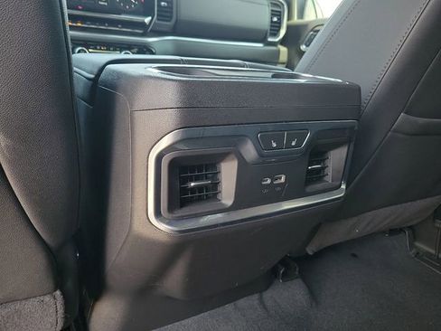 Used 2025 GMC Sierra 1500 SLT AWD/4WD image 12