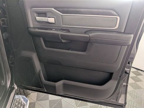 Used 2023 RAM 2500 Big Horn w/ Level 1 Equipment Group image 33