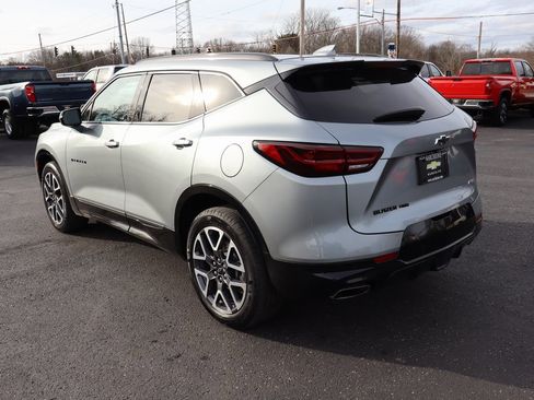 Used 2023 Chevrolet Blazer RS image 34