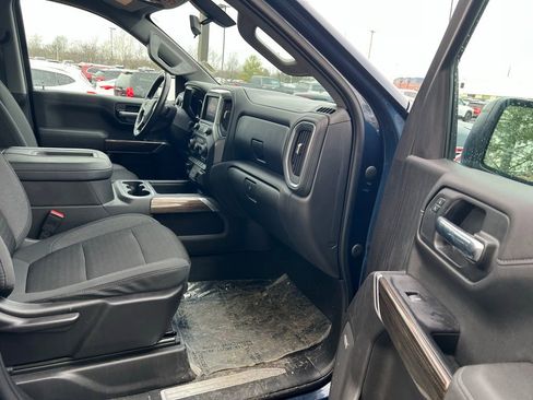 Used 2021 Chevrolet Silverado 1500 RST w/ Convenience Package II image 10