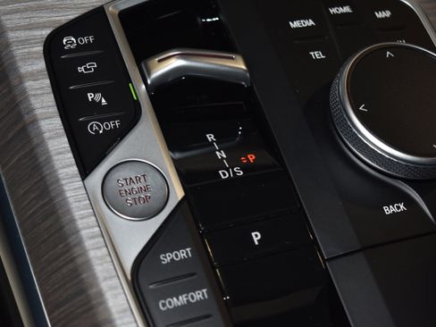 New 2026 BMW 330i xDrive Sedan w/ Premium Package image 14