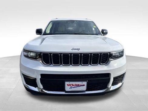 Used 2022 Jeep Grand Cherokee L Limited AWD/4WD image 11