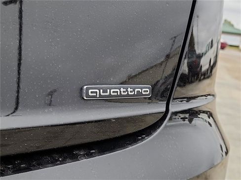 Certified 2023 Audi Q8 Premium image 10