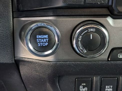 Used 2023 Toyota Tacoma TRD Off-Road w/ Technology Package image 18