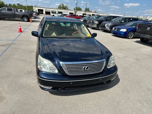 Used 2004 Lexus LS 430 w/ Premium Pkg RWD image 25