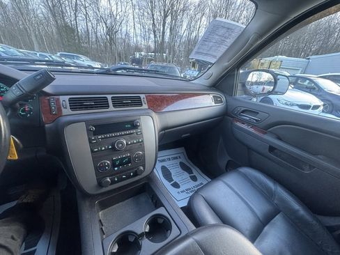 Used 2012 GMC Sierra 1500 SLT w/ SLT White Diamond Edition image 32