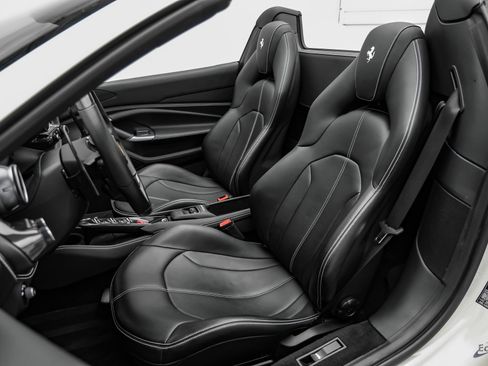 Used 2022 Ferrari F8 Tributo RWD image 48