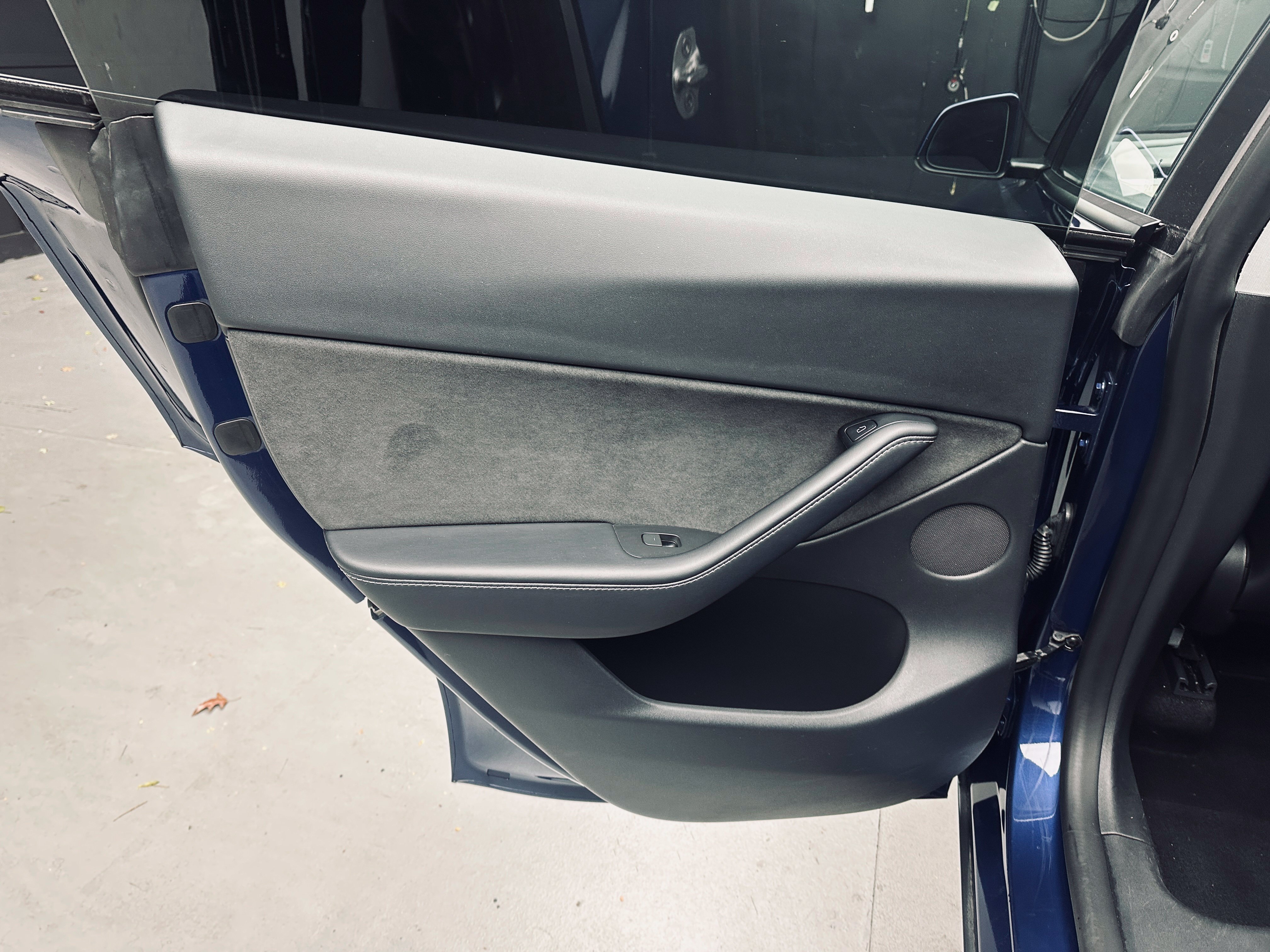 Used 2022 Tesla Model Y Long Range AWD/4WD image 24