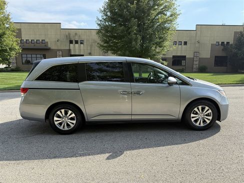 Used 2017 Honda Odyssey EX-L image 5
