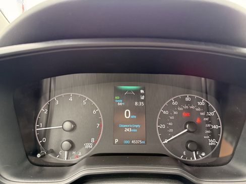 Used 2024 Toyota Corolla SE image 14