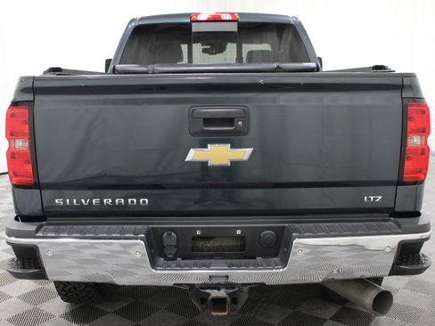Used 2017 Chevrolet Silverado 2500 LTZ w/ Duramax Plus Package AWD/4WD image 32