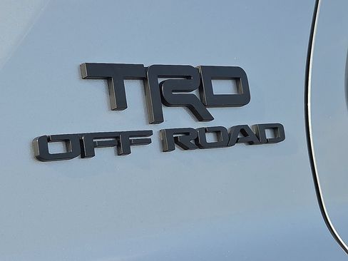 Used 2025 Toyota 4Runner TRD Off-Road Premium w/ Tow Technology Package AWD/4WD image 8