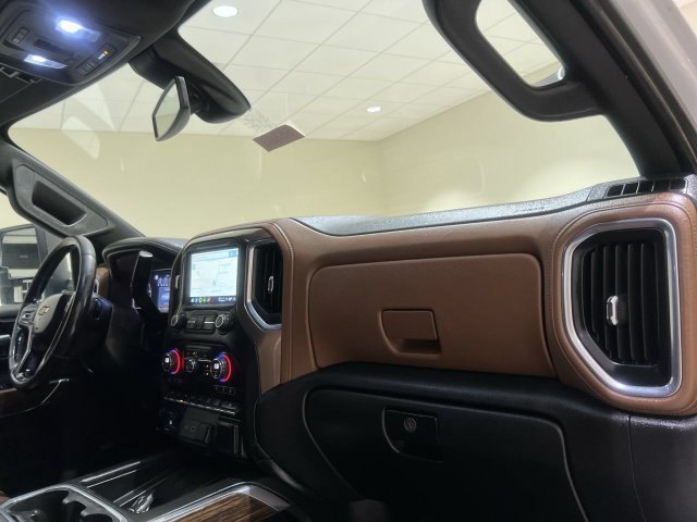 Used 2021 Chevrolet Silverado 3500 High Country w/ Safety Package II AWD/4WD image 28