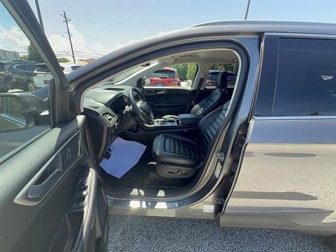 Certified 2023 Ford Edge SEL w/ Convenience Package AWD/4WD image 12