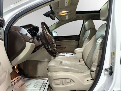 Used 2015 Cadillac SRX Luxury w/ Driver Awareness Package image 6