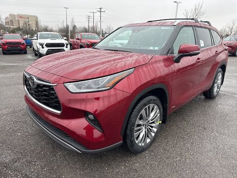 Used 2026 Toyota Highlander Platinum AWD/4WD image 22