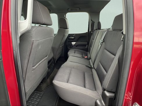 Used 2018 Chevrolet Silverado 1500 LT w/ All Star Edition AWD/4WD image 10