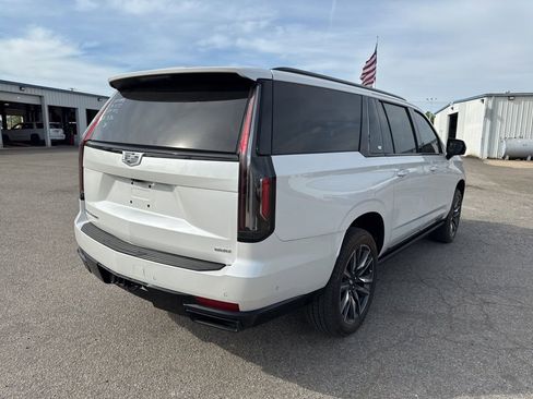 Used 2024 Cadillac Escalade ESV Sport w/ Touring Package image 3