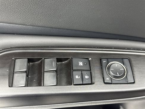 Used 2019 Lexus ES 350 Ultra Luxury image 18