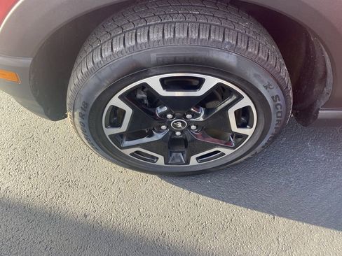 Used 2021 Ford Bronco Sport Outer Banks w/ Outer Banks Package image 32