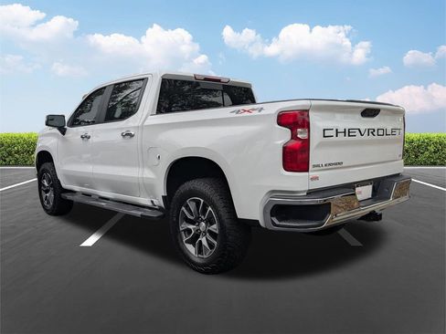 Used 2024 Chevrolet Silverado 1500 LT AWD/4WD image 7