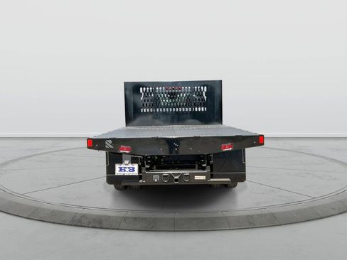 New 2026 GMC Sierra 3500 Pro w/ Convenience Package RWD image 7