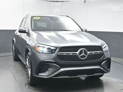 Used 2025 Mercedes-Benz GLE 350 4MATIC image 2
