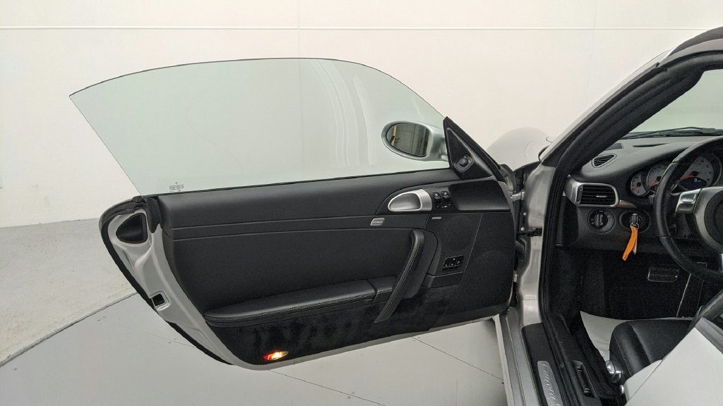 Used 2008 Porsche 911 Cabriolet image 37
