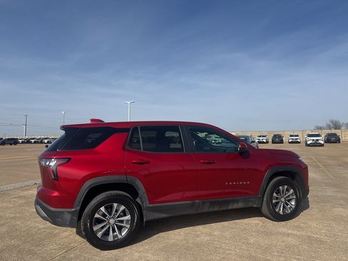 Used 2026 Chevrolet Equinox LT image 24