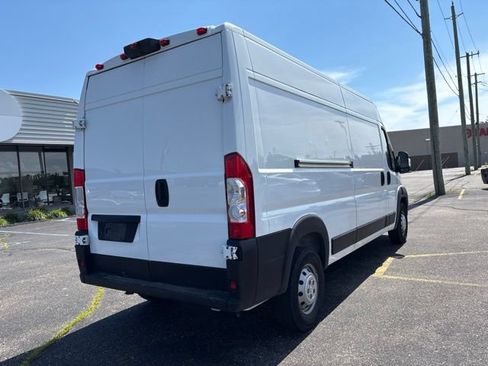 Used 2023 RAM ProMaster 2500 FWD image 5