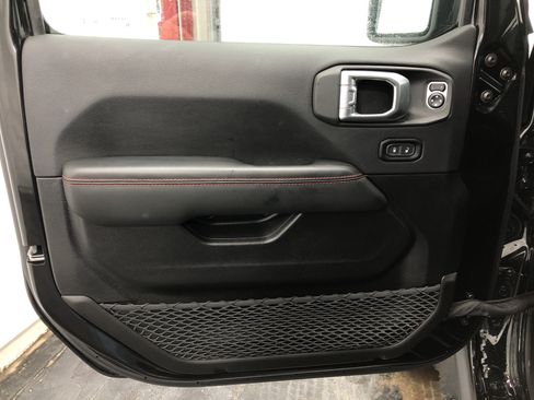 Certified 2024 Jeep Wrangler Unlimited Rubicon AWD/4WD image 16