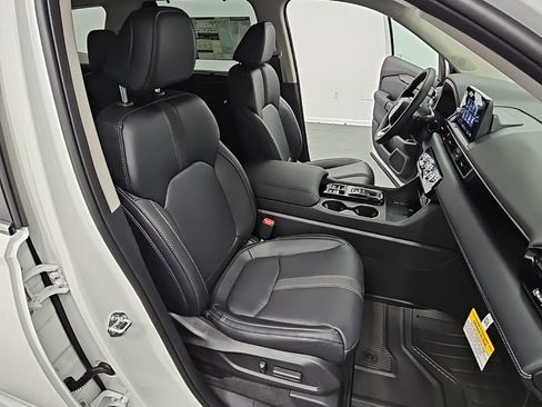 New 2025 Honda Pilot EX-L image 40